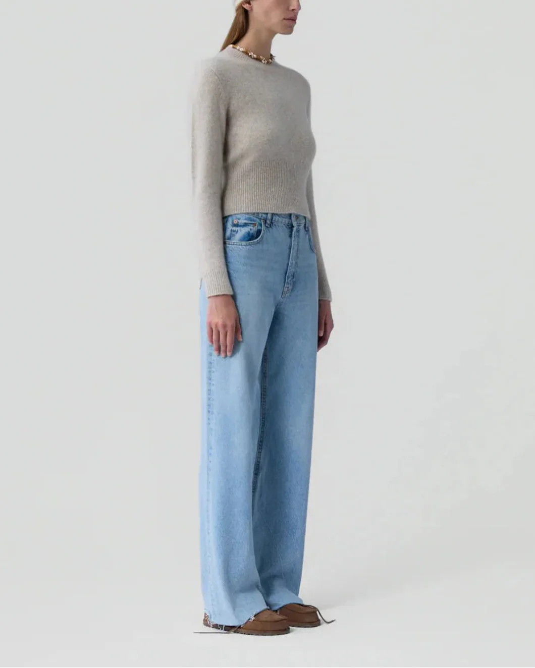 Alina Crew - Image 3