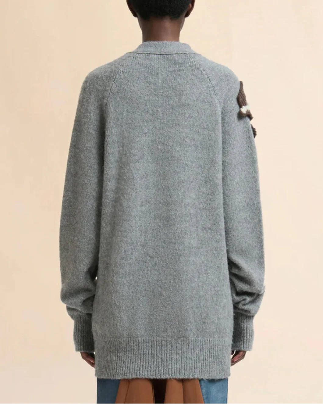 Gray Alpaca Wool Cardigan with Flower Patch - Image 4