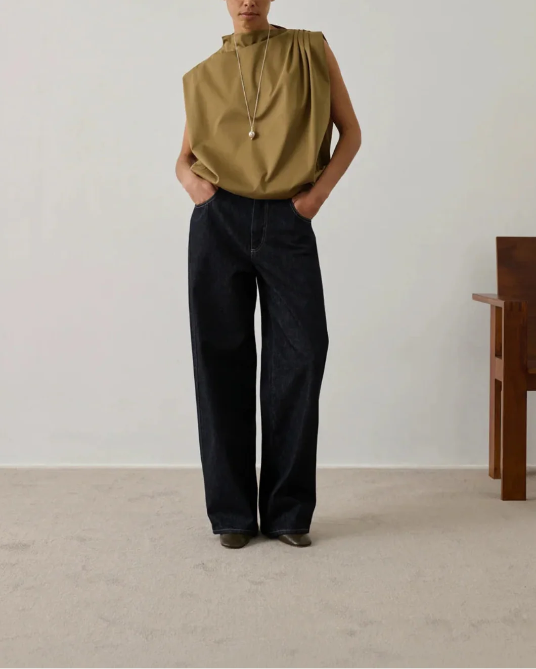 Idris Oversized Sleeveless Top - Image 2