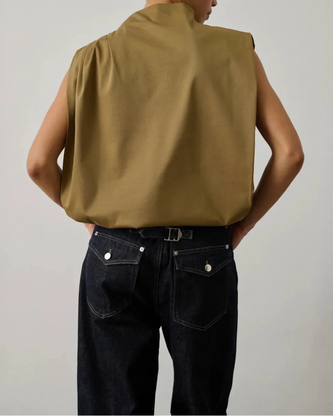 Idris Oversized Sleeveless Top - Image 4