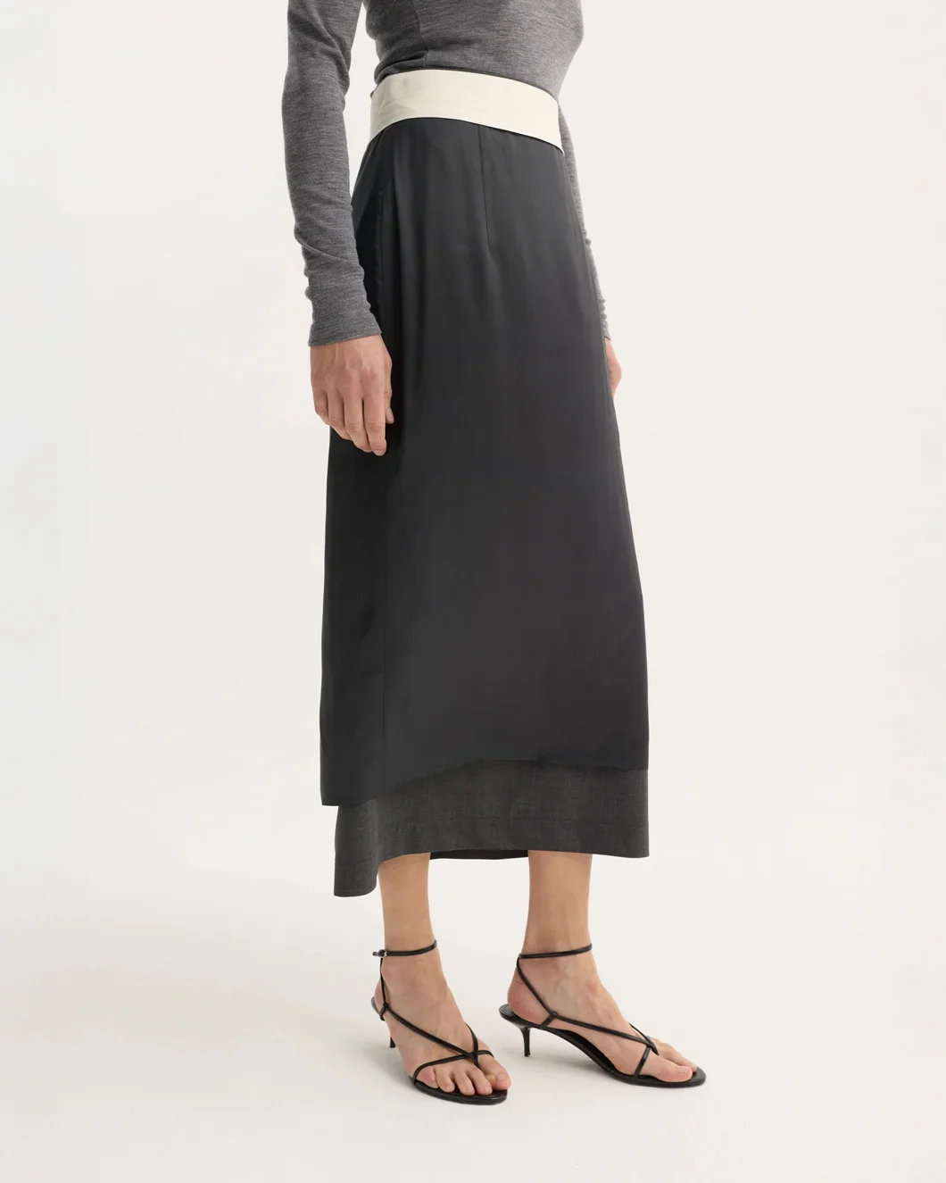 Inside-Out Skirt - Image 5