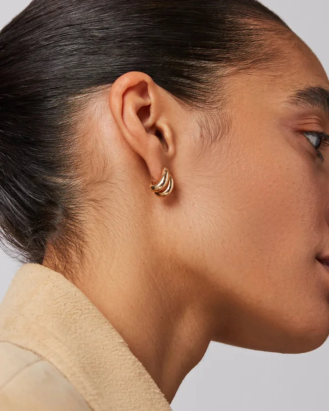 Mini Florence Earrings Gold - Image 2