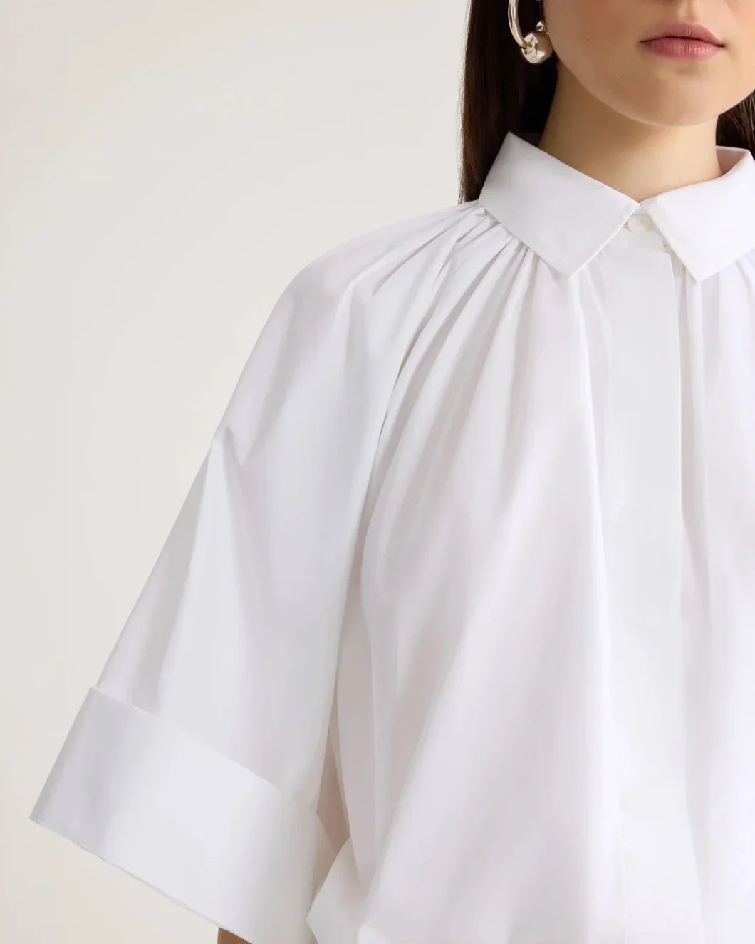 Organic Cotton Voluminous Short-Sleeved Blouse - Image 5