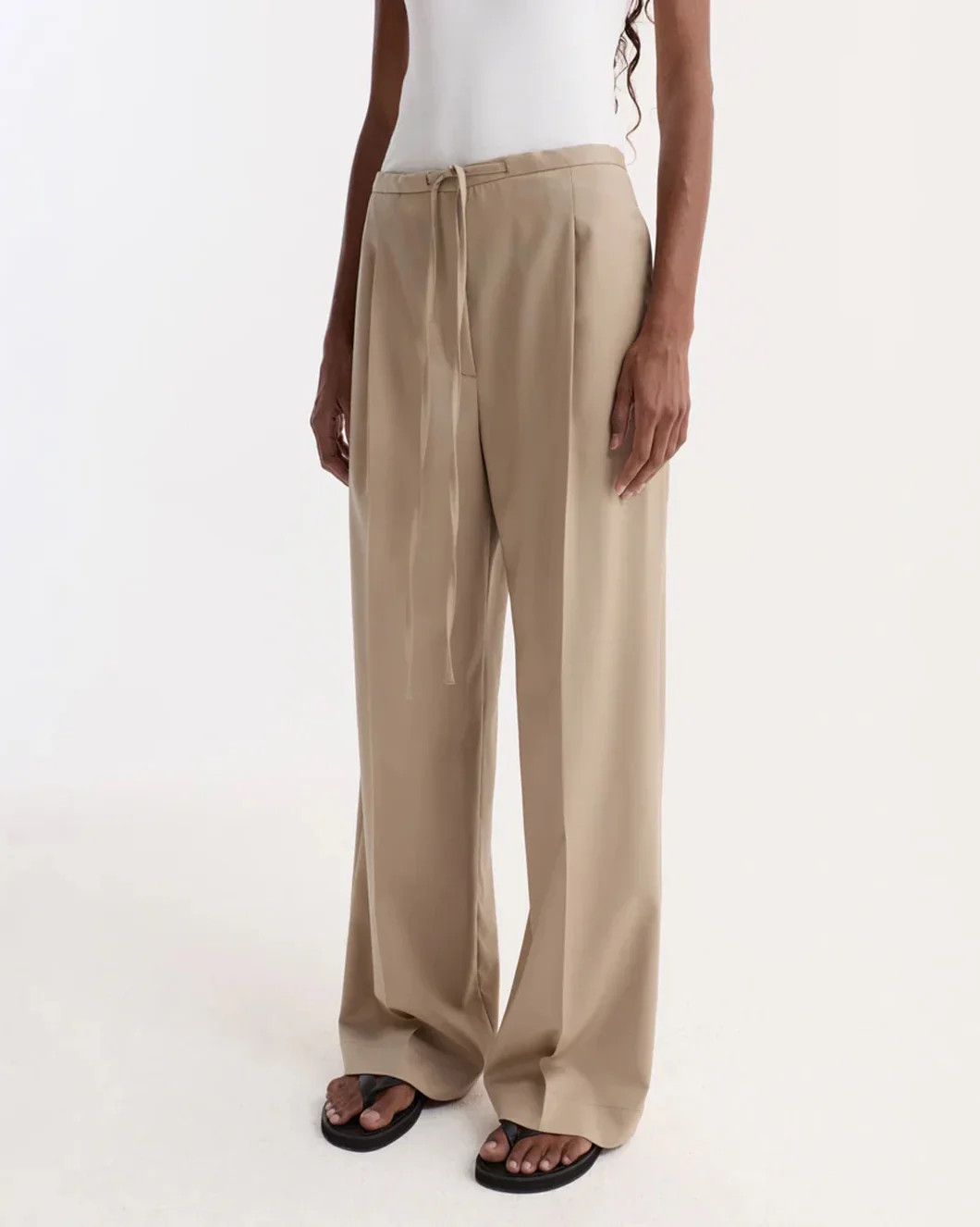 Relaxed Drawstring Trousers Beige - Image 5