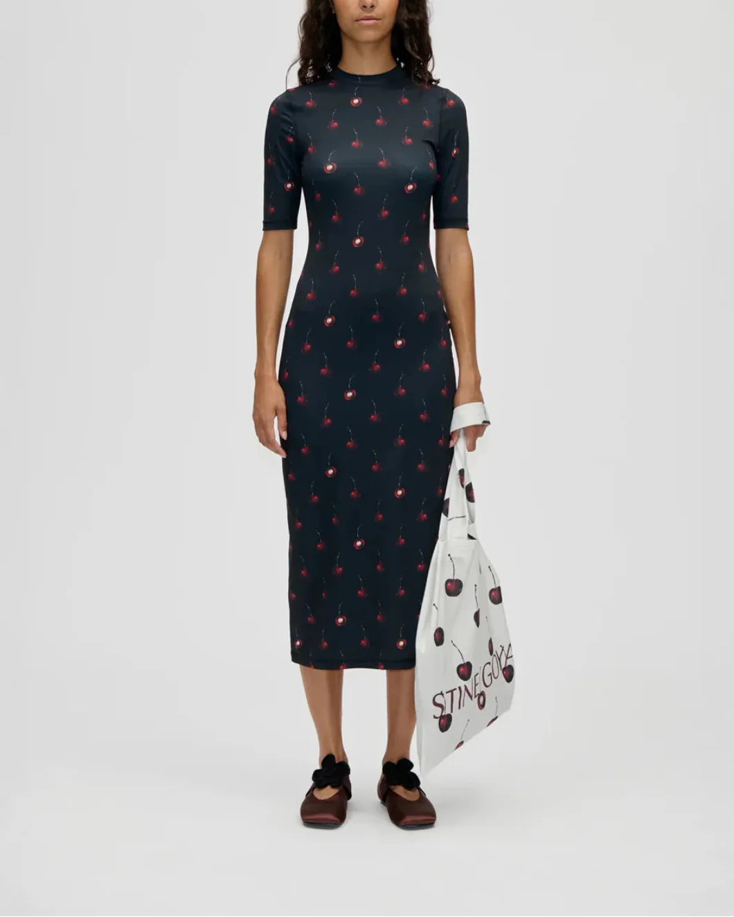 Short Sleeve Crewneck Midi Dress - Image 2