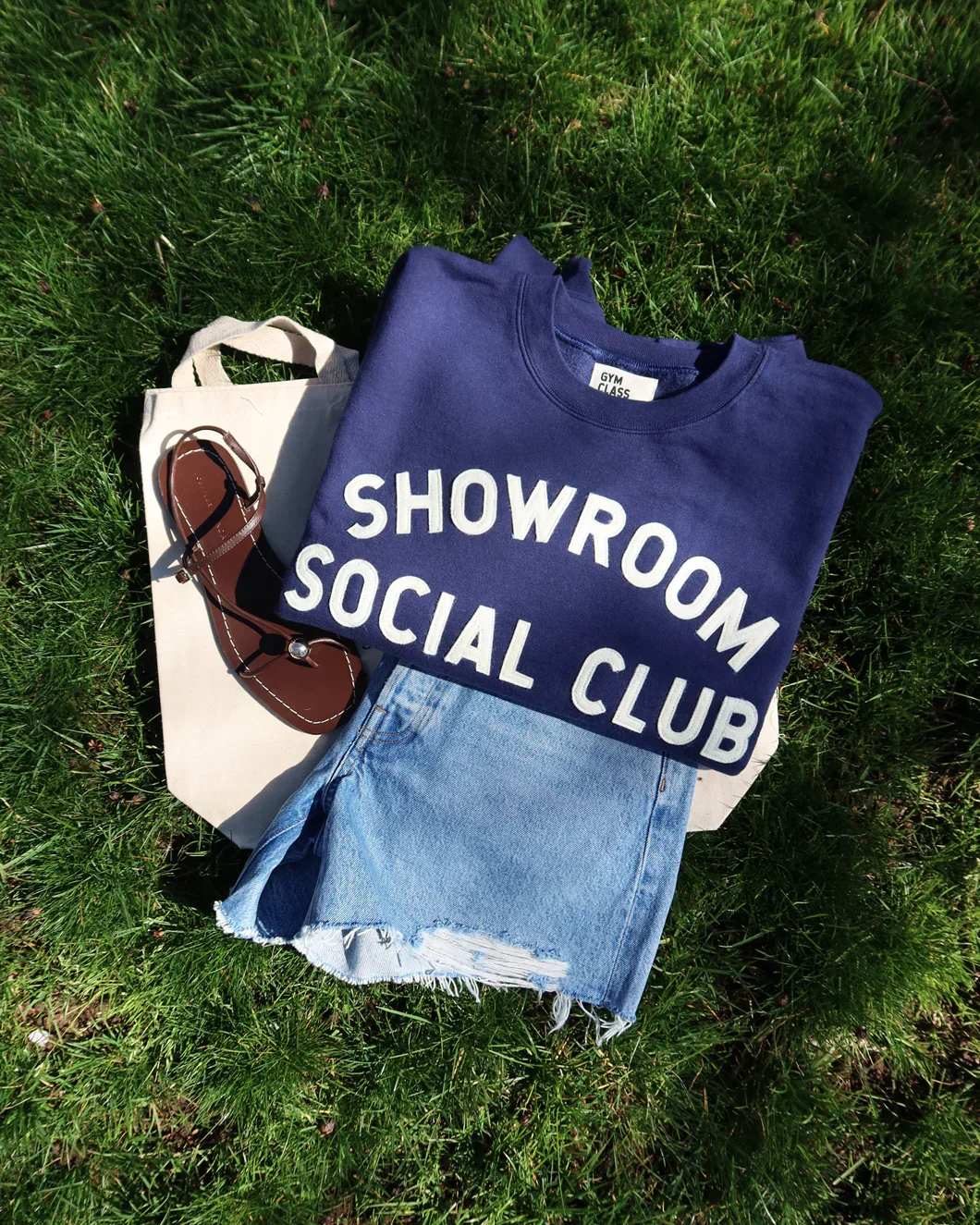 SHOWROOM SOCIAL CLUB Sweatshirt - Image 2