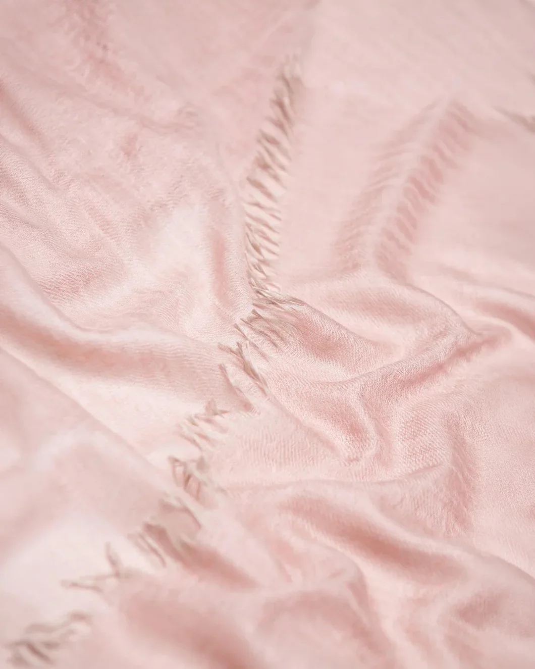 Staffa Solid Scarf Rosa Pink - Image 3