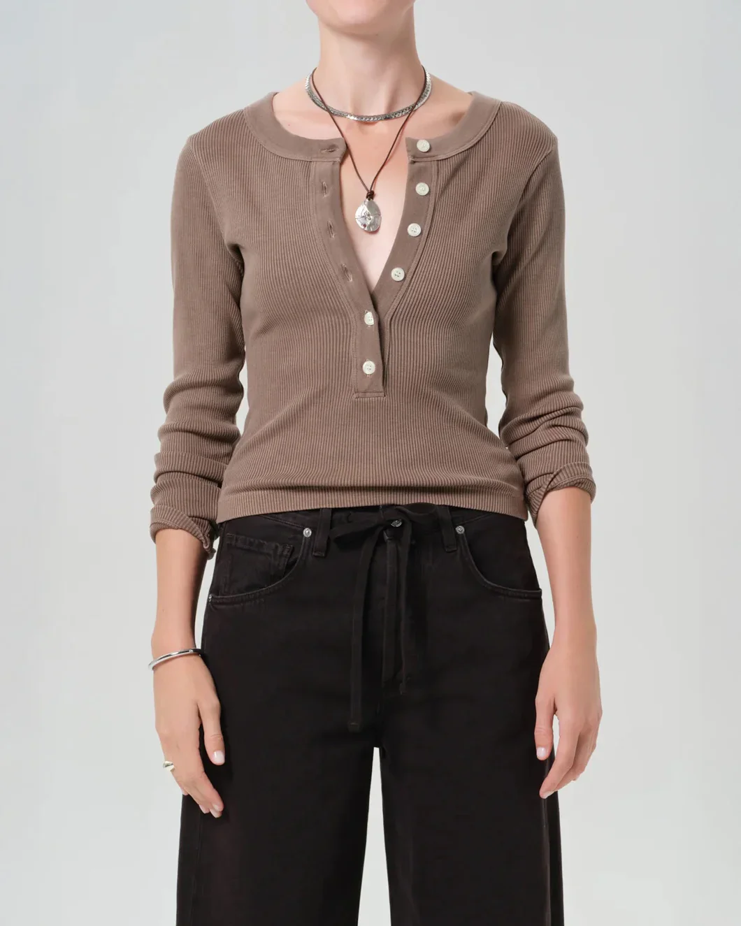 Varra Henley Cocoa - Image 2